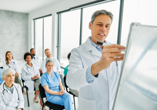 doctores Carrera de gestión en salud pública - Zegel