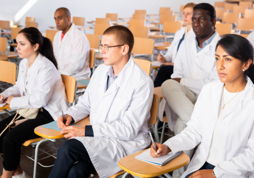doctores en carrera de gestión en salud pública - Zegel